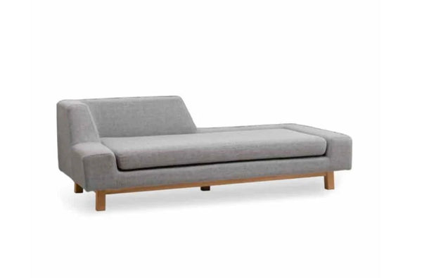 SHIFT SOFA( Display sale)